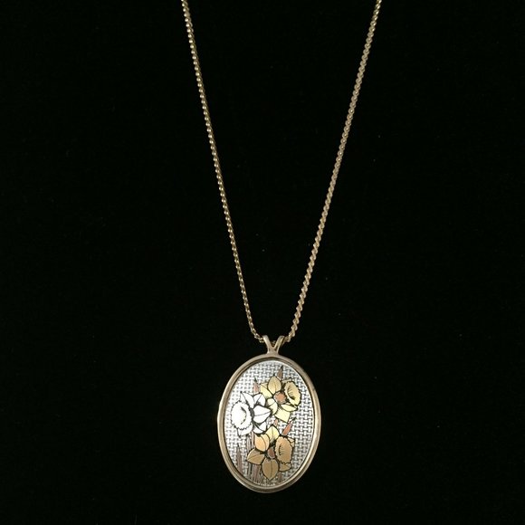 Vintage Reed & Barton Damascense Pendant Necklace - Picture 3 of 3